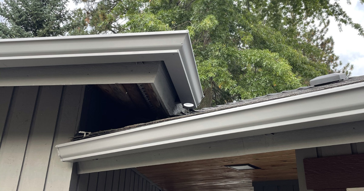 Beautiful North Idaho home with new seamless gutters installed by Gutter Works Plus